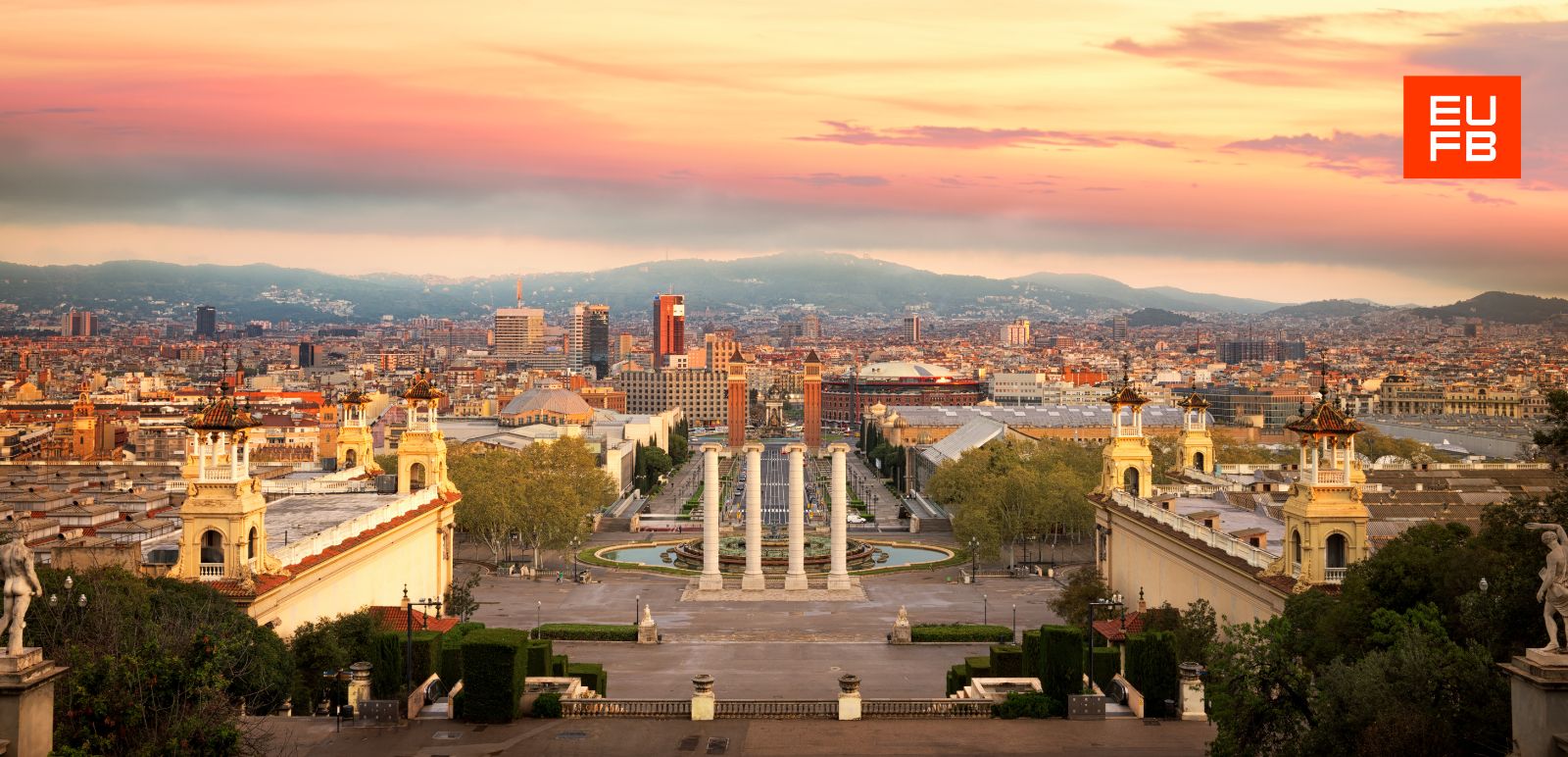 El Impacto del Turismo en Barcelona: Una Ciudad Entre el Éxito y los Desafíos | Escuela Universitaria Formatic Barcelona